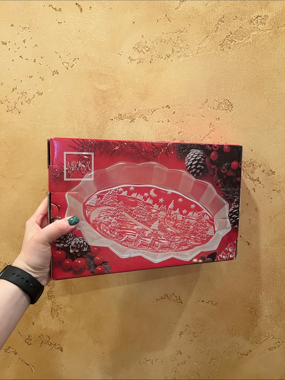 Mikasa Silent Night 12 Inch Glass Etched Holiday Platter with Scenic Design